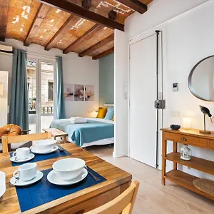 https://lodging-apartments-barceloneta-beach-studio-12.topbarcelonahotels.com