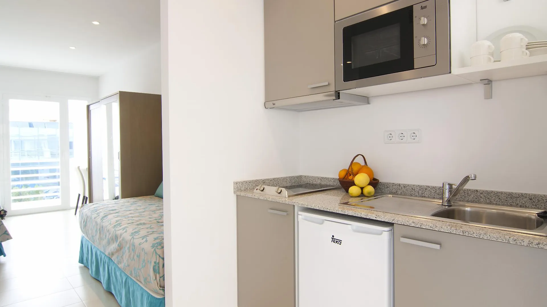 Hoposa Montelin Apartment Port de Pollenca Spain