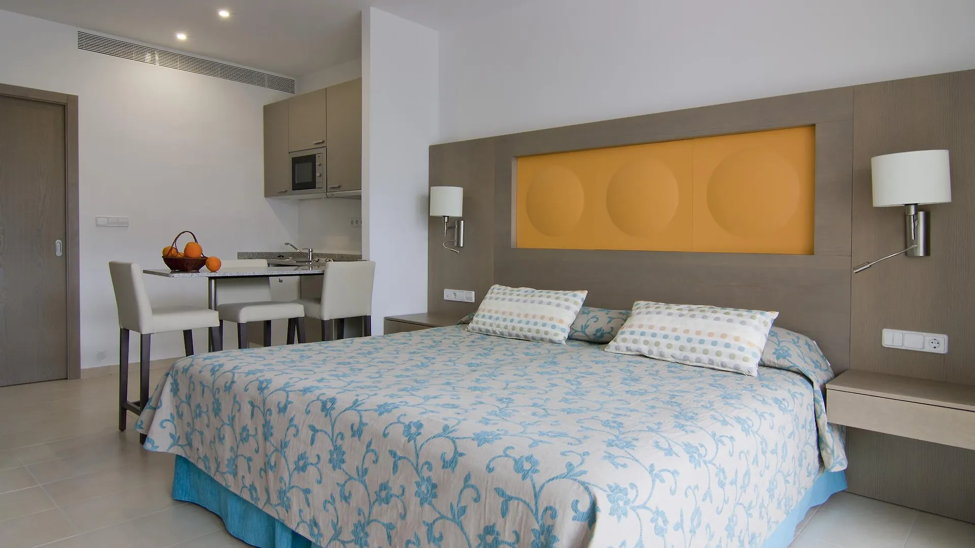 Hoposa Montelin Apartment Port de Pollenca Spain