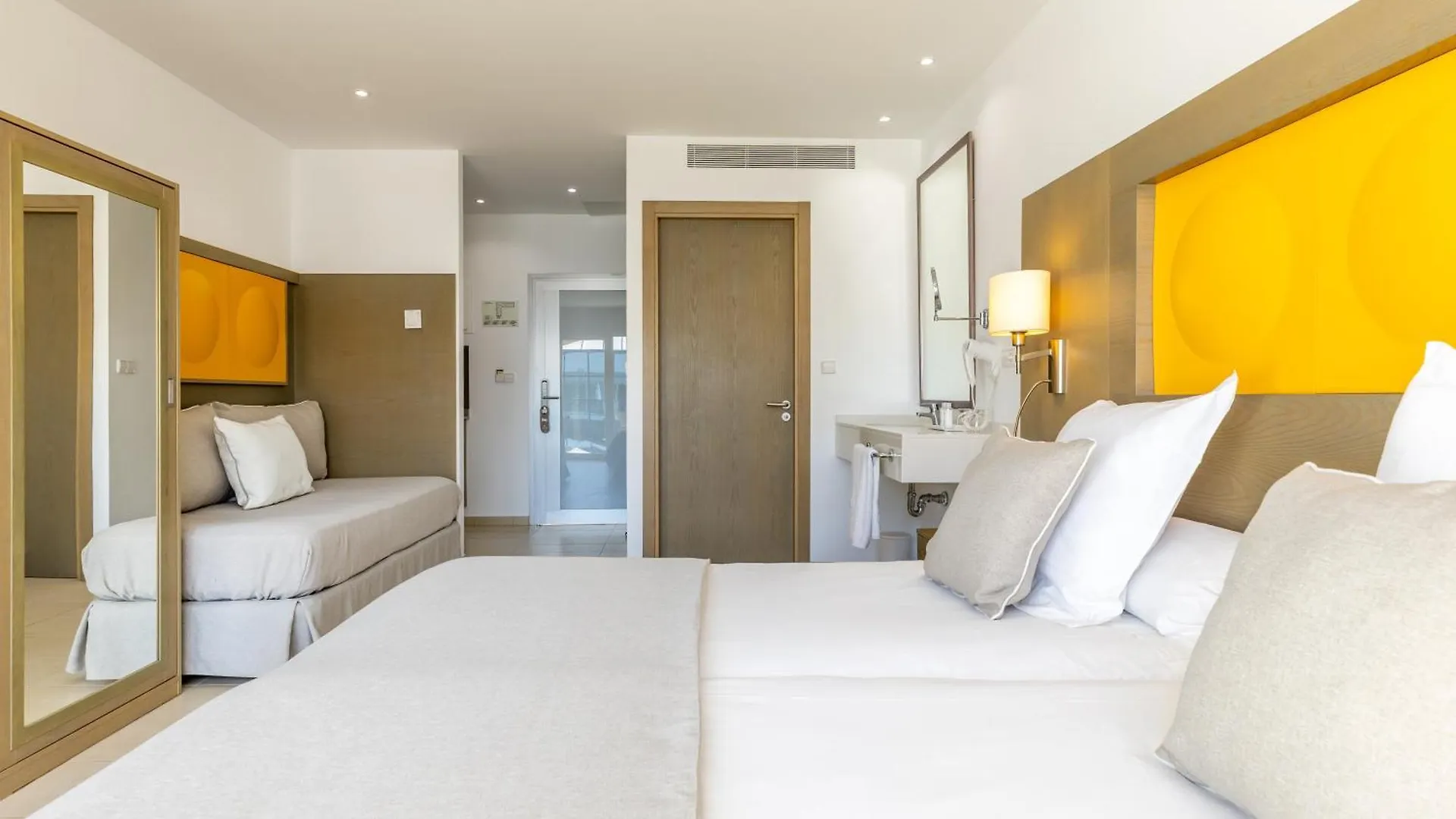 Hoposa Montelin Apartment Port de Pollenca 0*,  Spain